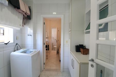 Apartamento para alugar com 183m², 4 quartos e 2 vagasÁrea de Serviço