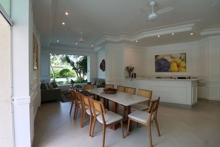 Apartamento para alugar com 183m², 4 quartos e 2 vagasÁrea comum - Salão de festas