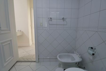 Apartamento para alugar com 183m², 4 quartos e 2 vagasBanheiro Suíte 3