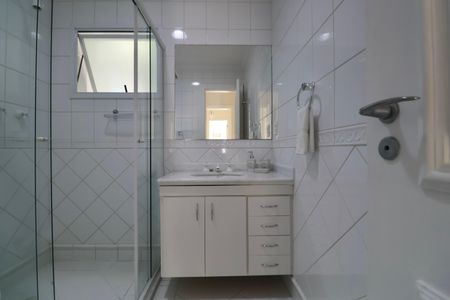 Apartamento para alugar com 183m², 4 quartos e 2 vagasBanheiro Suíte 3