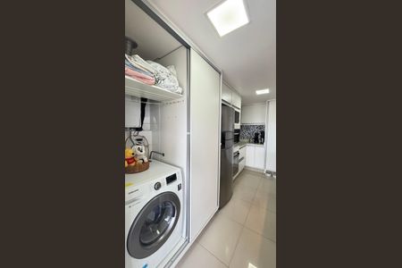 Apartamento para alugar com 70m², 2 quartos e 2 vagasÁrea de Serviço