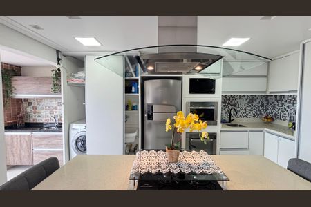 Apartamento para alugar com 70m², 2 quartos e 2 vagasCozinha