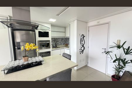 Apartamento para alugar com 70m², 2 quartos e 2 vagasSala/Cozinha