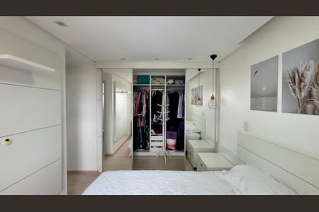 Apartamento para alugar com 70m², 2 quartos e 2 vagasSuite
