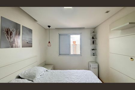 Apartamento para alugar com 70m², 2 quartos e 2 vagasSuite