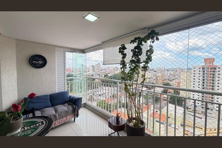 Apartamento para alugar com 70m², 2 quartos e 2 vagasVaranda