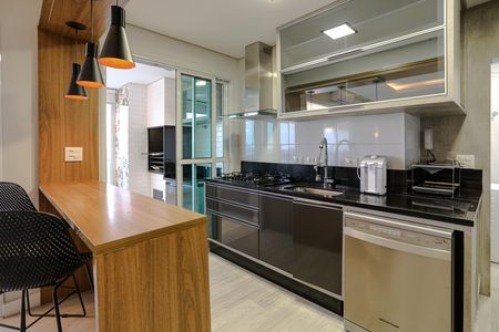 Apartamento para alugar com 134m², 3 quartos e 3 vagasCozinha