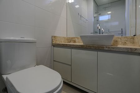 Apartamento para alugar com 134m², 3 quartos e 3 vagasBanheiro