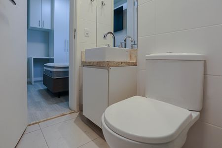 Apartamento para alugar com 134m², 3 quartos e 3 vagasBanheiro - Quarto 1 - Suíte