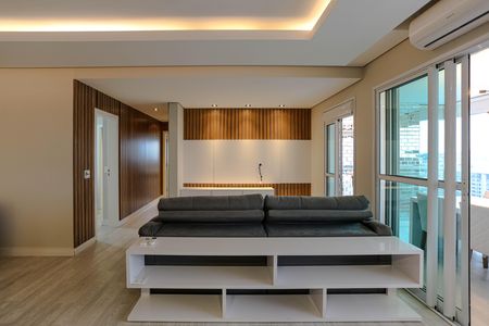 Apartamento para alugar com 134m², 3 quartos e 3 vagasSala