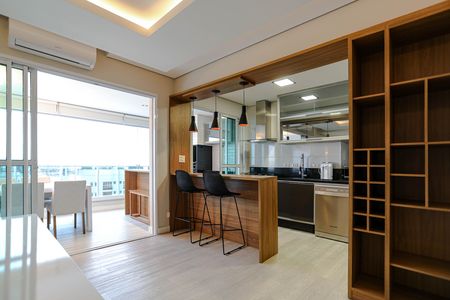 Apartamento para alugar com 134m², 3 quartos e 3 vagasSala