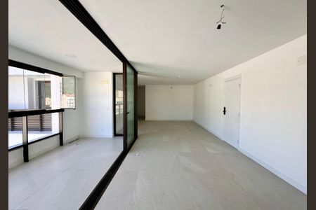 Apartamento à venda com 158m², 3 quartos e 1 vagaSala