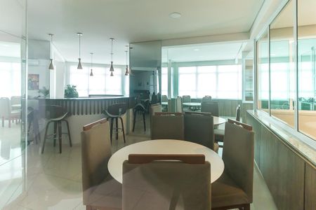 Apartamento para alugar com 134m², 3 quartos e 3 vagas Apartamento para alugar com 134m², 3 quartos e 3 vagasÁrea comum - Salão de festas