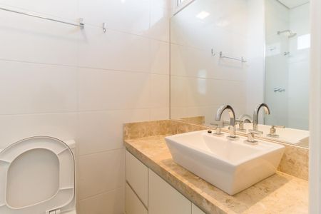 Apartamento para alugar com 134m², 3 quartos e 3 vagas Apartamento para alugar com 134m², 3 quartos e 3 vagasBanheiro da Suíte 3