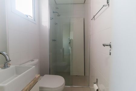 Apartamento para alugar com 134m², 3 quartos e 3 vagas Apartamento para alugar com 134m², 3 quartos e 3 vagasBanheiro da Suíte 1