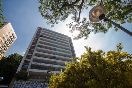 Apartamento à venda com 231m², 4 quartos e 3 vagasFachada