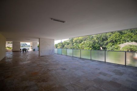 Apartamento à venda com 231m², 4 quartos e 3 vagasÁrea comum