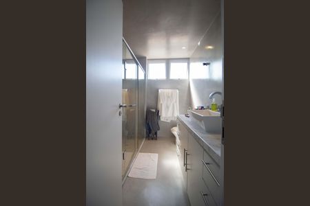 Apartamento à venda com 231m², 4 quartos e 3 vagasBanheiro Suíte 2