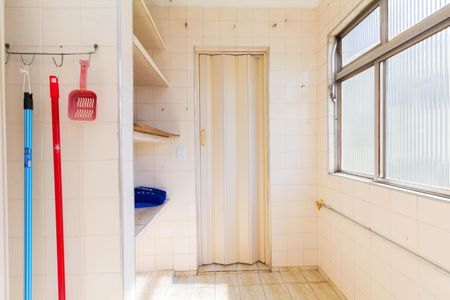 Apartamento para alugar com 55m², 2 quartos e 1 vagaÁrea de Serviço