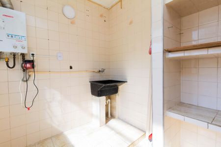 Apartamento para alugar com 55m², 2 quartos e 1 vagaÁrea de Serviço