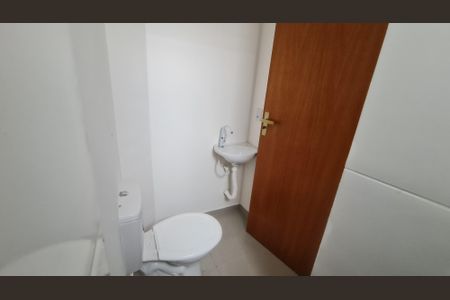 Studio para alugar com 35m², 1 quarto e sem vaga Studio para alugar com 35m², 1 quarto e sem vagaBanheiro