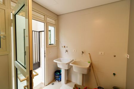 Casa à venda com 780m², 5 quartos e 7 vagasÁrea de Serviço