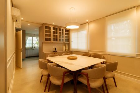 Casa à venda com 780m², 5 quartos e 7 vagasSala de Jantar