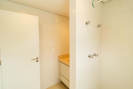 Casa à venda com 780m², 5 quartos e 7 vagasBanheiro