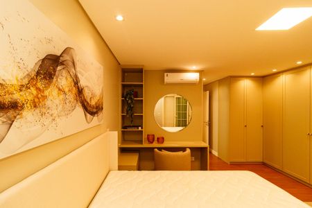 Casa à venda com 780m², 5 quartos e 7 vagasSuíte 4