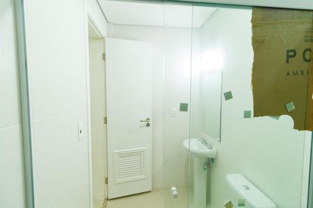 Casa à venda com 780m², 5 quartos e 7 vagasBanheiro de Serviço