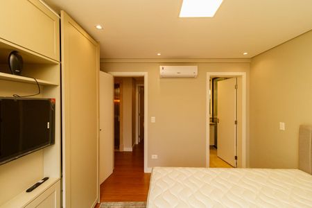 Casa à venda com 780m², 5 quartos e 7 vagasSuíte 3