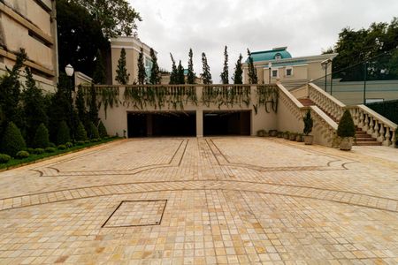 Casa à venda com 780m², 5 quartos e 7 vagasÁrea comum