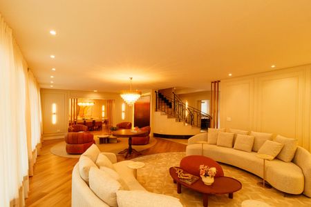 Casa à venda com 780m², 5 quartos e 7 vagasSala