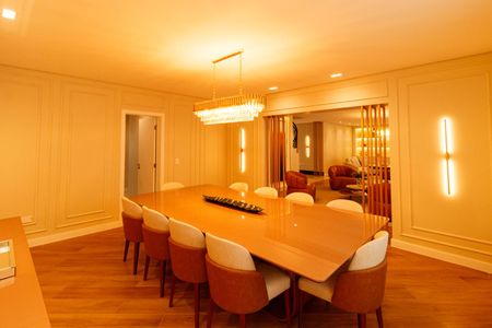Casa à venda com 780m², 5 quartos e 7 vagasSala de Jantar