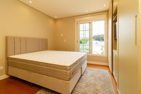 Casa à venda com 780m², 5 quartos e 7 vagasSuíte 3