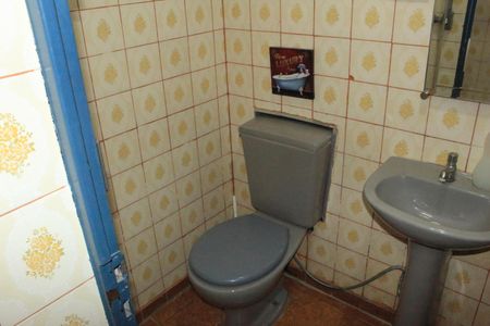 Casa para alugar com 98m², 2 quartos e sem vagaBanheiro