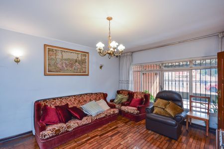 Casa para alugar com 150m², 4 quartos e 2 vagas Casa para alugar com 150m², 4 quartos e 2 vagasSala