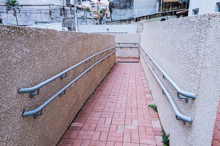 Apartamento à venda com 37m², 2 quartos e sem vagaRampa de acesso