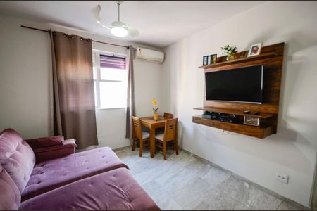 Apartamento à venda com 62m², 3 quartos e 1 vaga Apartamento à venda com 62m², 3 quartos e 1 vagaSala