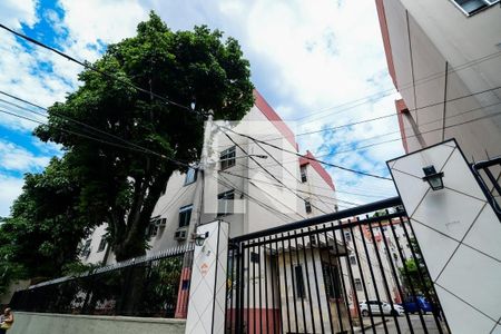 Apartamento à venda com 62m², 3 quartos e 1 vaga Apartamento à venda com 62m², 3 quartos e 1 vagaFachada