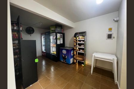 Apartamento à venda com 62m², 3 quartos e 1 vaga Apartamento à venda com 62m², 3 quartos e 1 vagaÁrea comum - Mercadinho