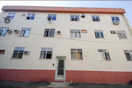 Apartamento à venda com 62m², 3 quartos e 1 vaga Apartamento à venda com 62m², 3 quartos e 1 vagaFachada do bloco