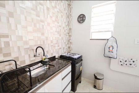 Apartamento à venda com 62m², 3 quartos e 1 vaga Apartamento à venda com 62m², 3 quartos e 1 vagaCozinha e Área de Serviço