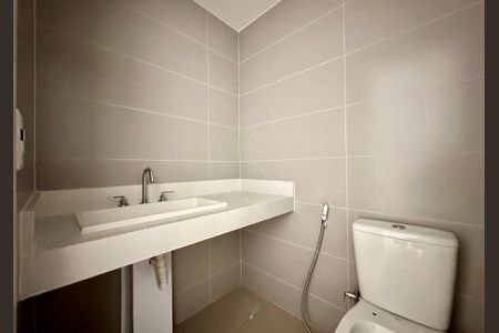 Apartamento à venda com 167m², 3 quartos e 1 vagaBanheiro da Suíte 1