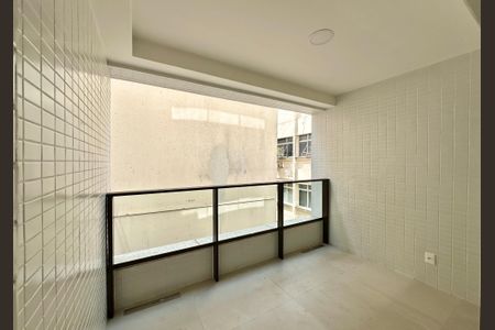 Apartamento à venda com 167m², 3 quartos e 1 vagaVaranda da Suíte 2