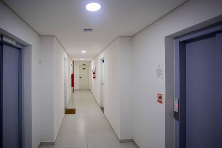 Apartamento à venda com 45m², 2 quartos e 1 vagaHall de entrada