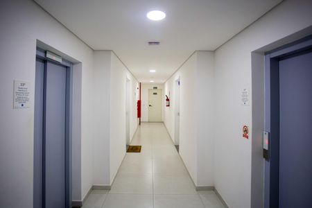 Apartamento à venda com 45m², 2 quartos e 1 vagaCorredor