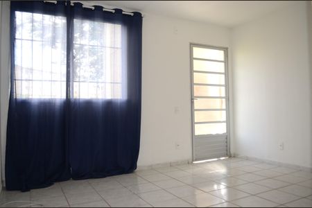 Apartamento para alugar com 50m², 2 quartos e 1 vagaSala
