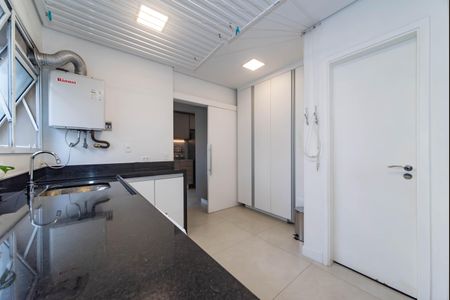 Apartamento à venda com 178m², 3 quartos e 2 vagasLavanderia