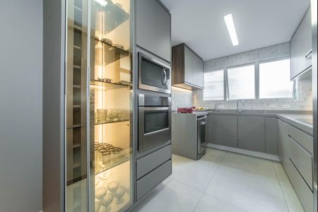 Apartamento à venda com 178m², 3 quartos e 2 vagasCozinha